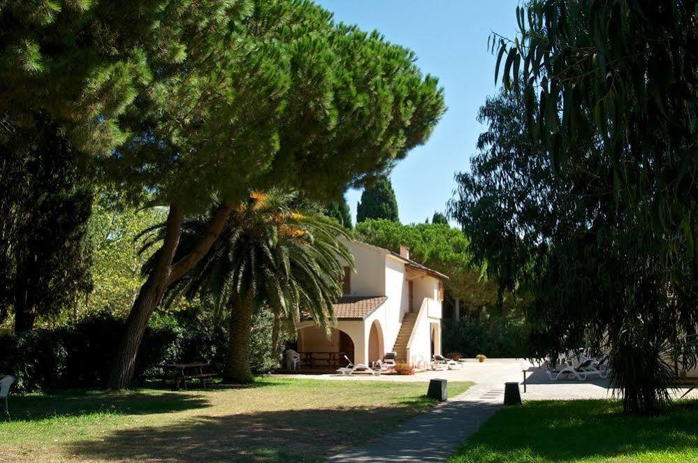 Ghiacci Vecchi Aparthotel 3*