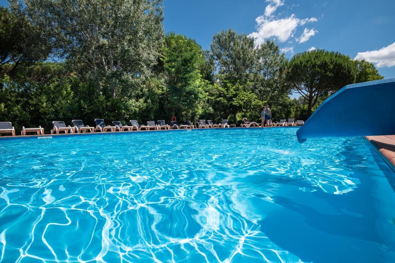 Ghiacci Vecchi Aparthotel 3*