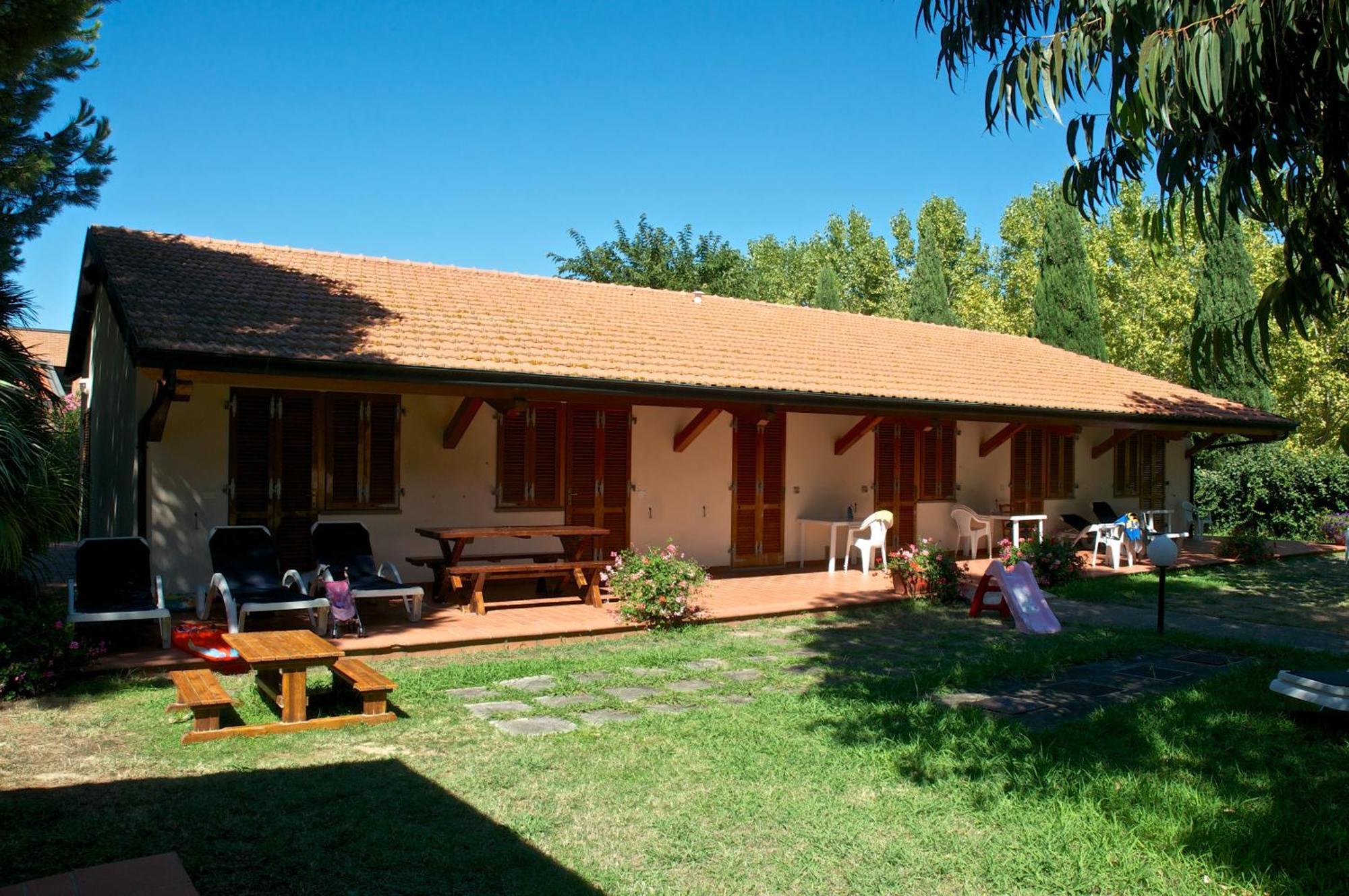 Ghiacci Vecchi Aparthotel Venturina Terme