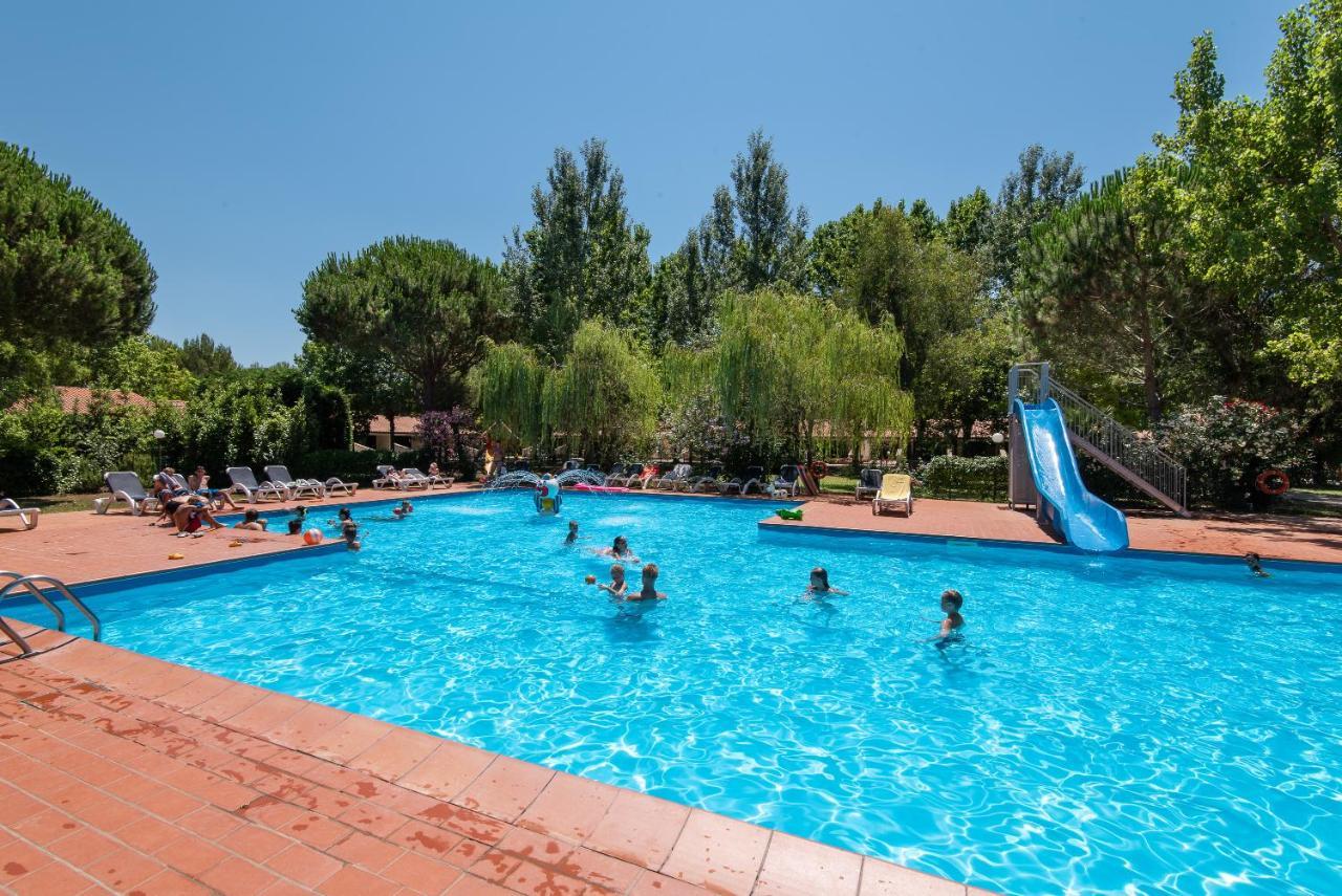 Ghiacci Vecchi Aparthotel 3*
