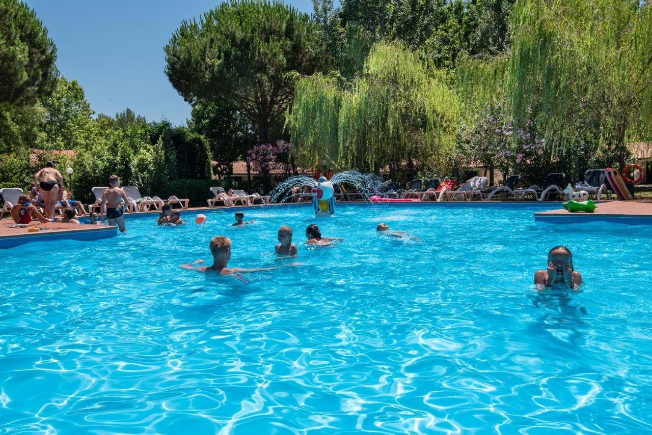 Ghiacci Vecchi Aparthotel 3*